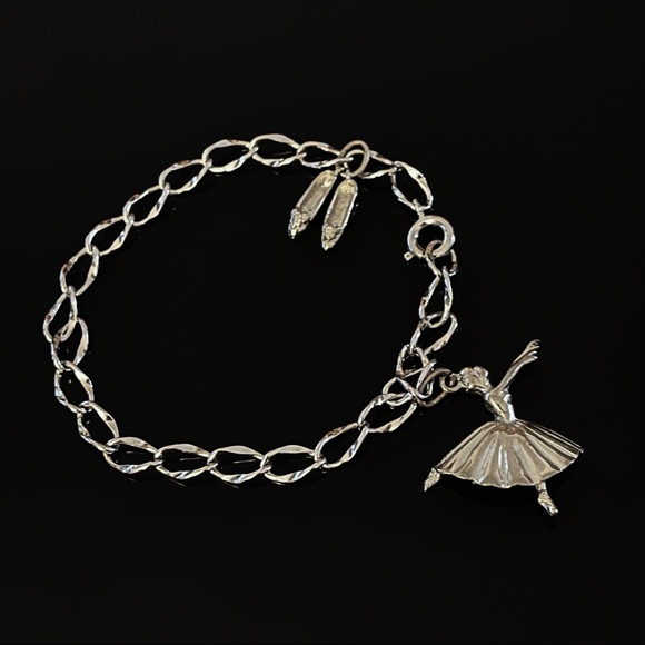 ✨Beautiful Ballet Sterling Silver Bracelet - Picture 1 of 1